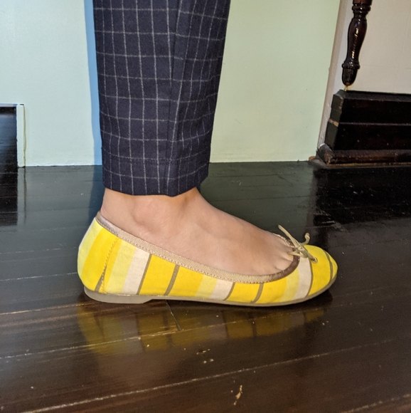 GAP Yellow Stripe Ballet Flats - Picture 11 of 12